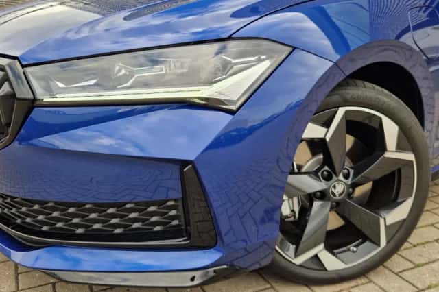 Škoda Superb (2025) thumbnail 4