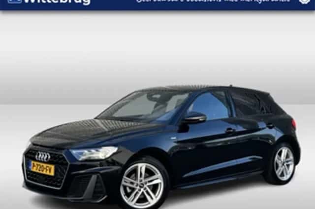 Audi A1 (2022) thumbnail 1