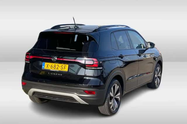 Volkswagen T-Cross (2024) thumbnail 4