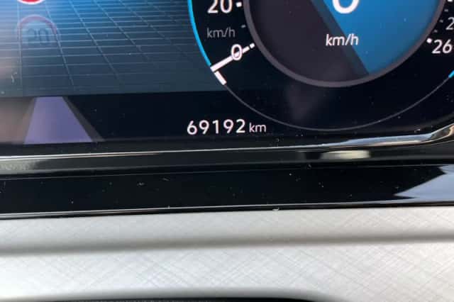 Volkswagen Golf (2022) thumbnail 6