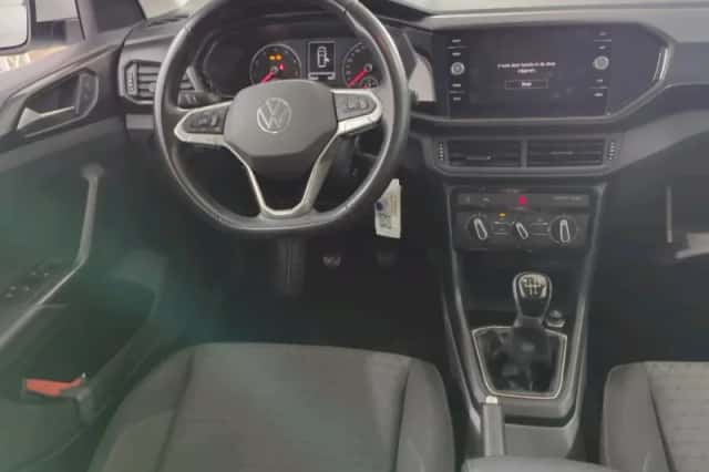 Volkswagen T-Cross (2022) thumbnail 5