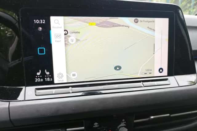 Volkswagen Golf (2021) thumbnail 6