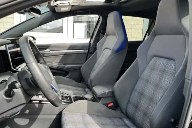 Volkswagen Golf (2026) thumbnail 6