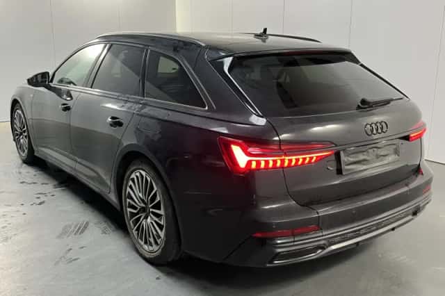 Audi A6 (2023) thumbnail 5
