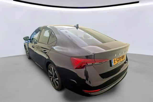 Škoda Octavia (2021) thumbnail 2