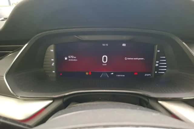 Škoda Octavia (2021) thumbnail 5