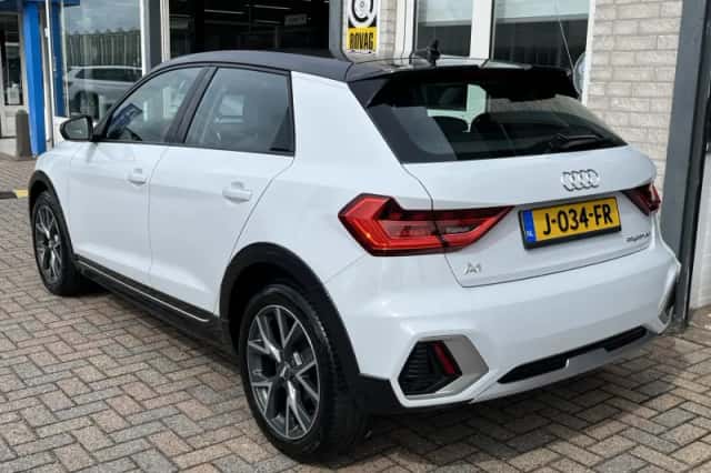 Audi A1 (2020) thumbnail 5
