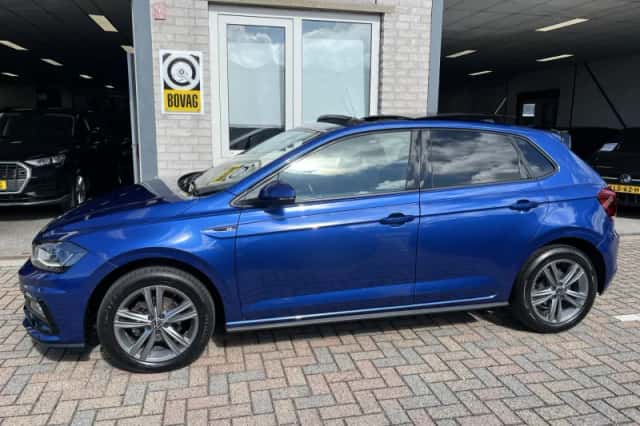 Volkswagen Polo (2021) thumbnail 2
