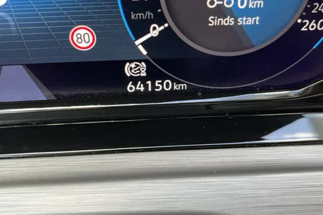 Volkswagen Golf (2021) thumbnail 6