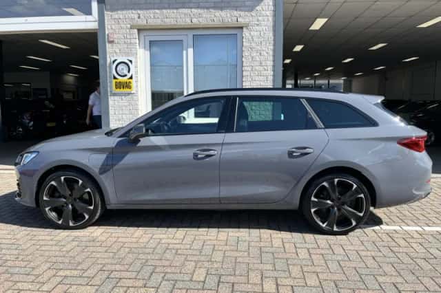 CUPRA Leon Sportstourer (2021) thumbnail 2