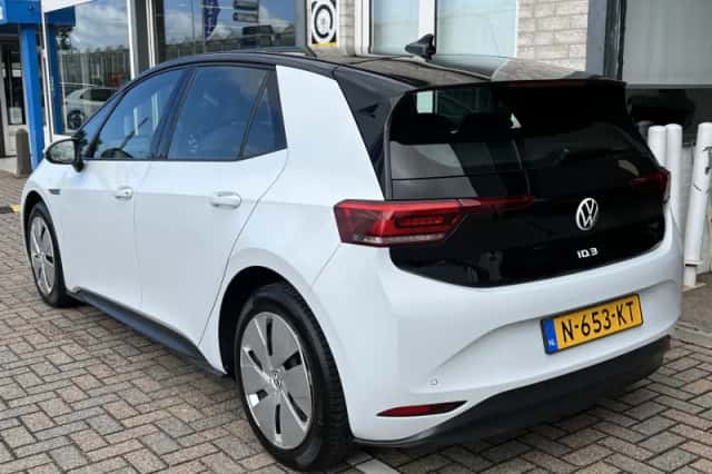Volkswagen ID.3 (2021) thumbnail 5