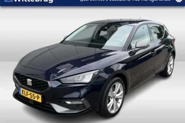 SEAT Leon (2023) thumbnail 1