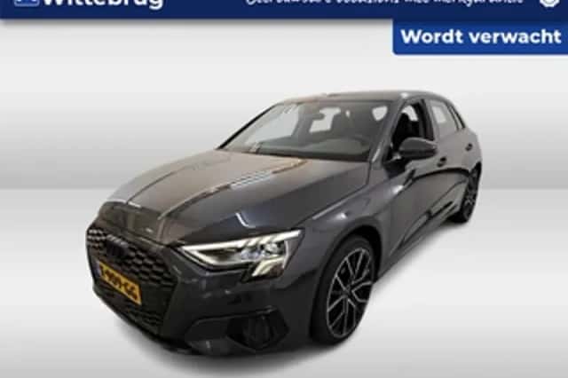 Audi A3 (2023) thumbnail 1