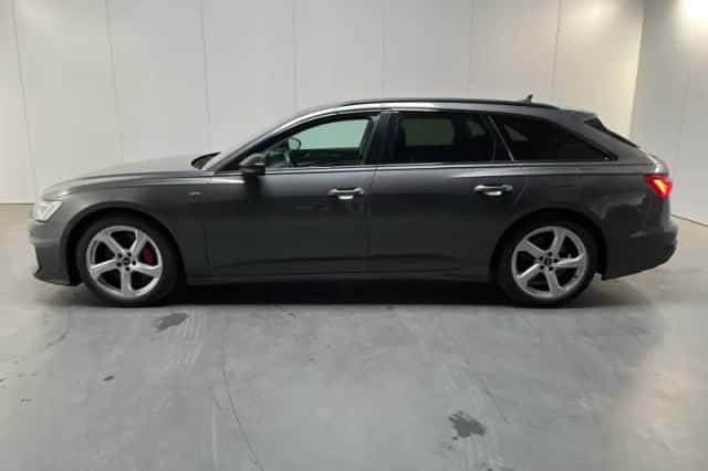 Audi A6 (2023) thumbnail 2
