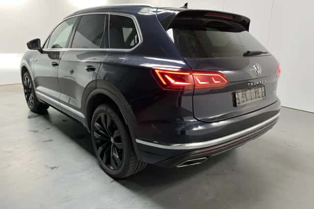 Volkswagen Touareg (2022) thumbnail 5