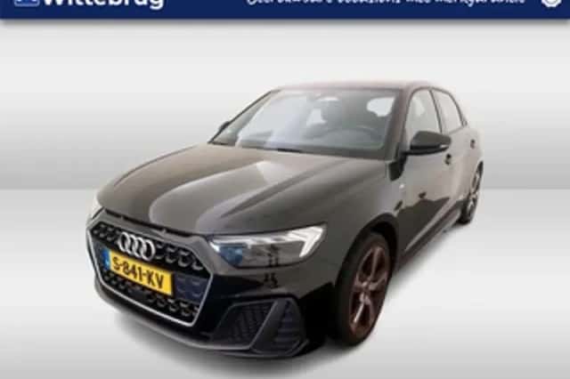 Audi A1 (2023) thumbnail 1