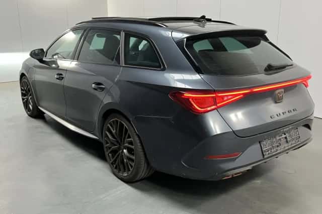 CUPRA Leon Sportstourer (2022) thumbnail 5
