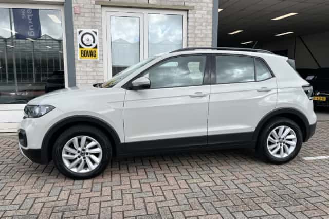 Volkswagen T-Cross (2024) thumbnail 2