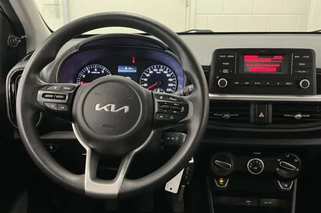 Kia Picanto (2022) thumbnail 5