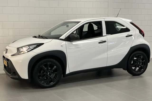 Toyota Aygo X (2023) thumbnail 3