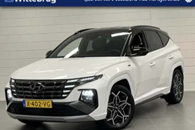 Hyundai Tucson (2024) thumbnail 1