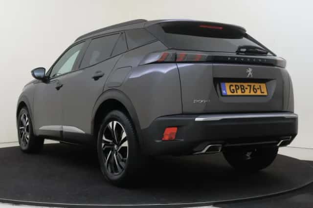 Peugeot 2008 (2022) thumbnail 4