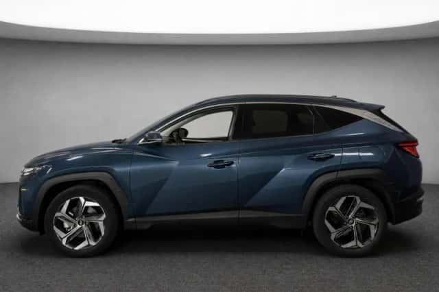 Hyundai Tucson (2023) thumbnail 3