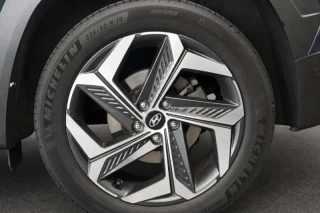 Hyundai Tucson (2023) thumbnail 6