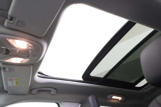 Jeep Compass (2023) thumbnail 4