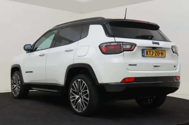 Jeep Compass (2023) thumbnail 5