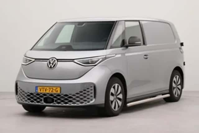 Volkswagen ID. Buzz (2023) thumbnail 1