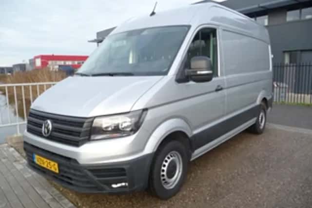 Volkswagen Crafter (2023) thumbnail 1