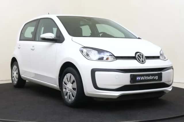 Volkswagen Up! (2018) thumbnail 3