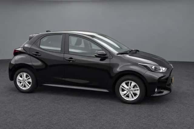 Toyota Yaris (2024) thumbnail 6