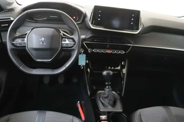 Peugeot 208 (2023) thumbnail 5