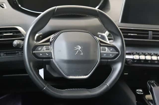 Peugeot 3008 (2020) thumbnail 6