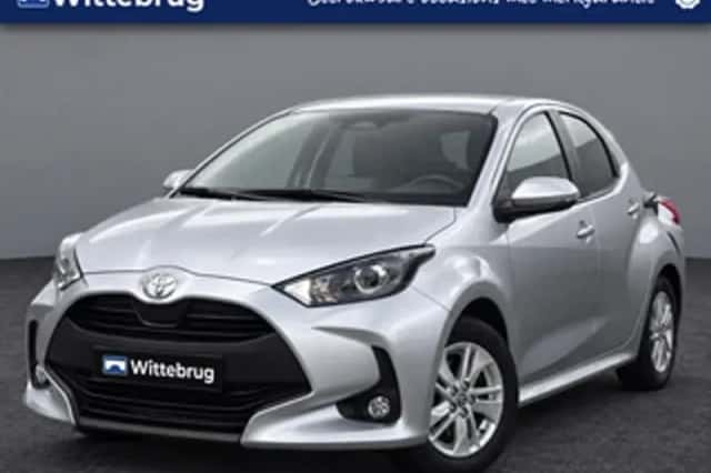 Toyota Yaris (2024) thumbnail 1
