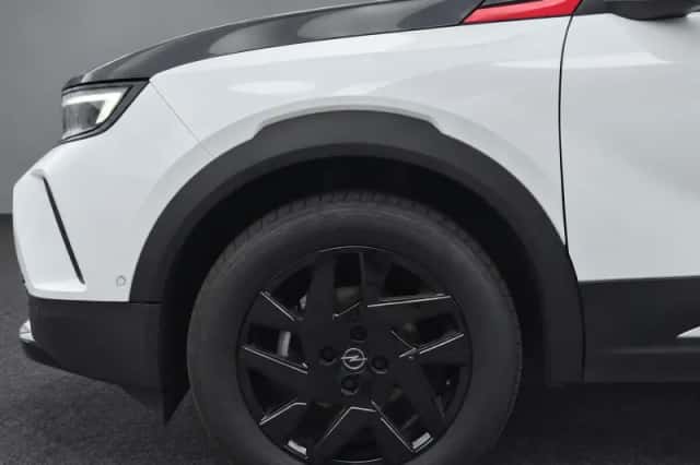 Opel Mokka (2023) thumbnail 5