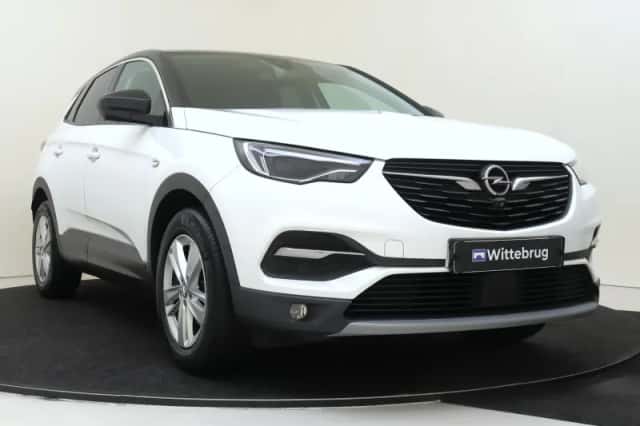 Opel Grandland (2021) thumbnail 3