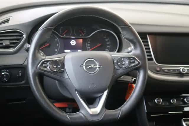 Opel Grandland (2021) thumbnail 6