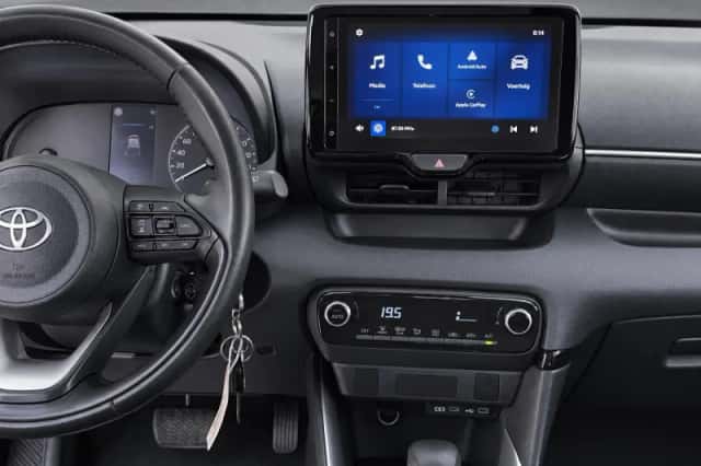 Toyota Yaris (2024) thumbnail 4