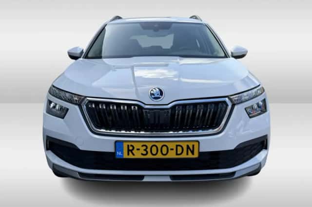 Škoda Kamiq (2022) thumbnail 4