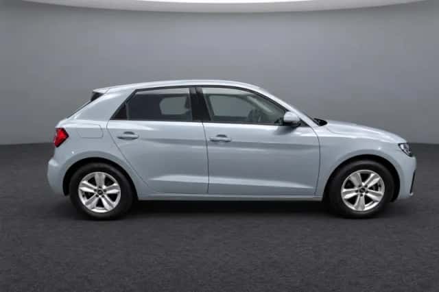 Audi A1 (2022) thumbnail 6