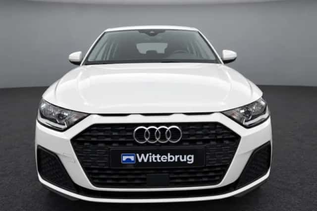 Audi A1 (2022) thumbnail 4