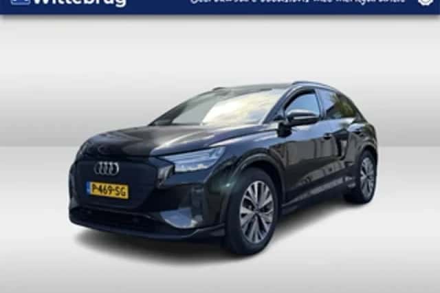 Audi Q4 e-tron (2022) thumbnail 1