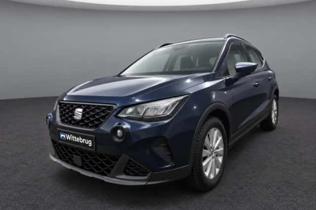SEAT Arona (2022) thumbnail 3