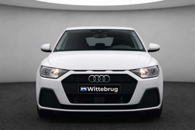 Audi A1 (2022) thumbnail 4