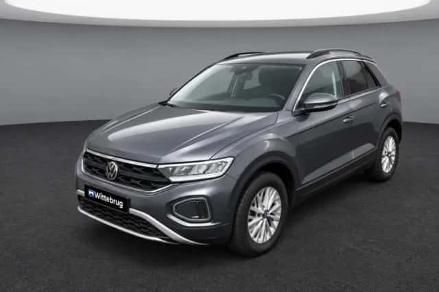 Volkswagen T-Roc (2022) thumbnail 3