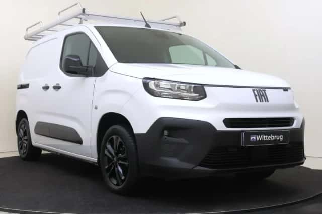 Fiat Doblò (2024) thumbnail 3
