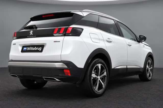 Peugeot 3008 (2020) thumbnail 3